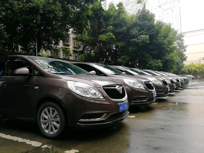 成都別克商務租車