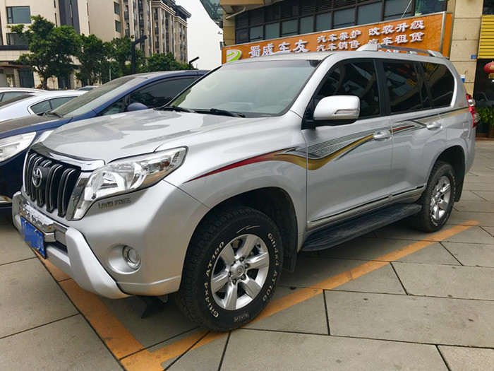 成都包車普拉多旅行