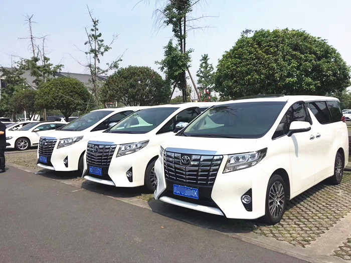 成都豐田商務車租賃