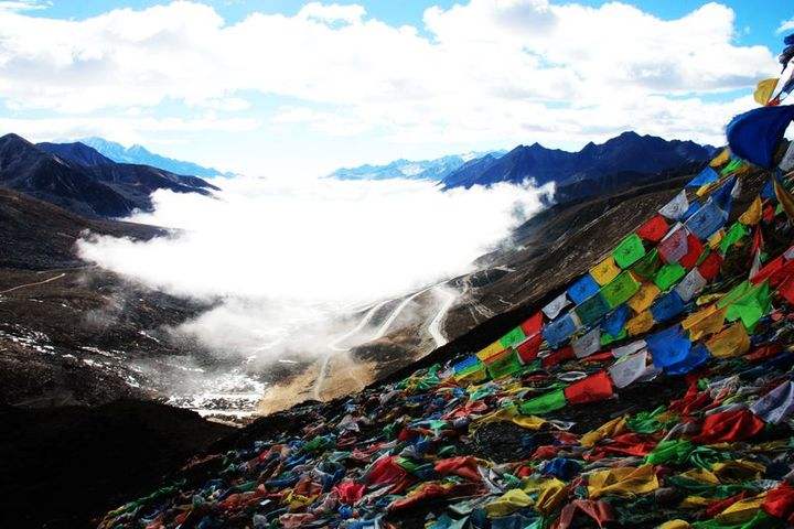 成都包車(chē)走川藏線多少錢(qián)