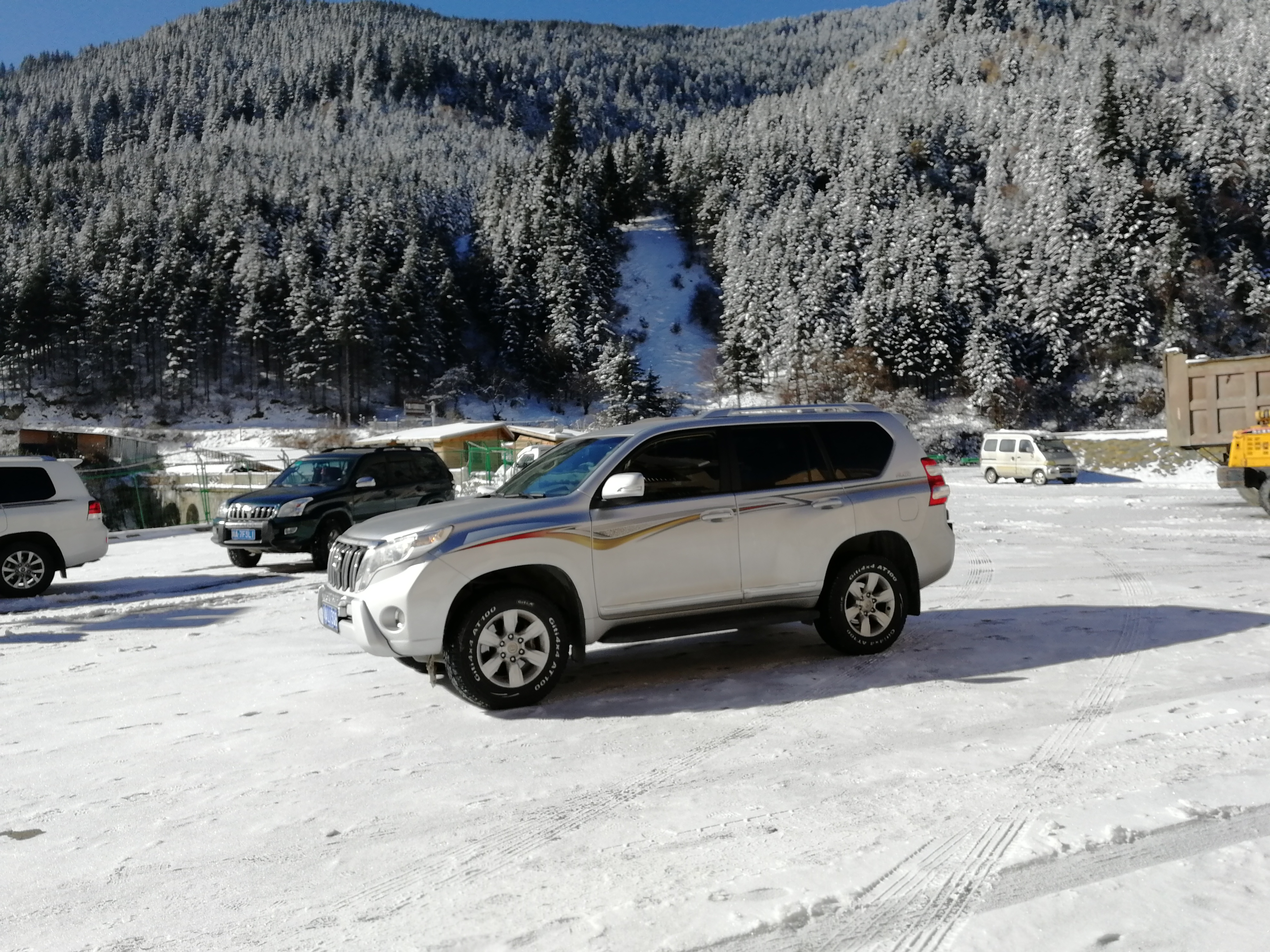 成都包車多少錢