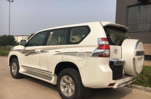 成都租普拉多拉薩還車多少錢? 成都租普拉多拉薩還車多少錢?