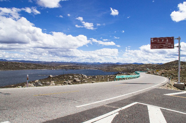 成都大型包車租賃公司