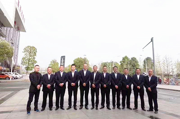 成都租車哪家好？首選路景租車