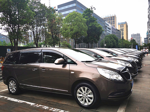 成都長租車價格